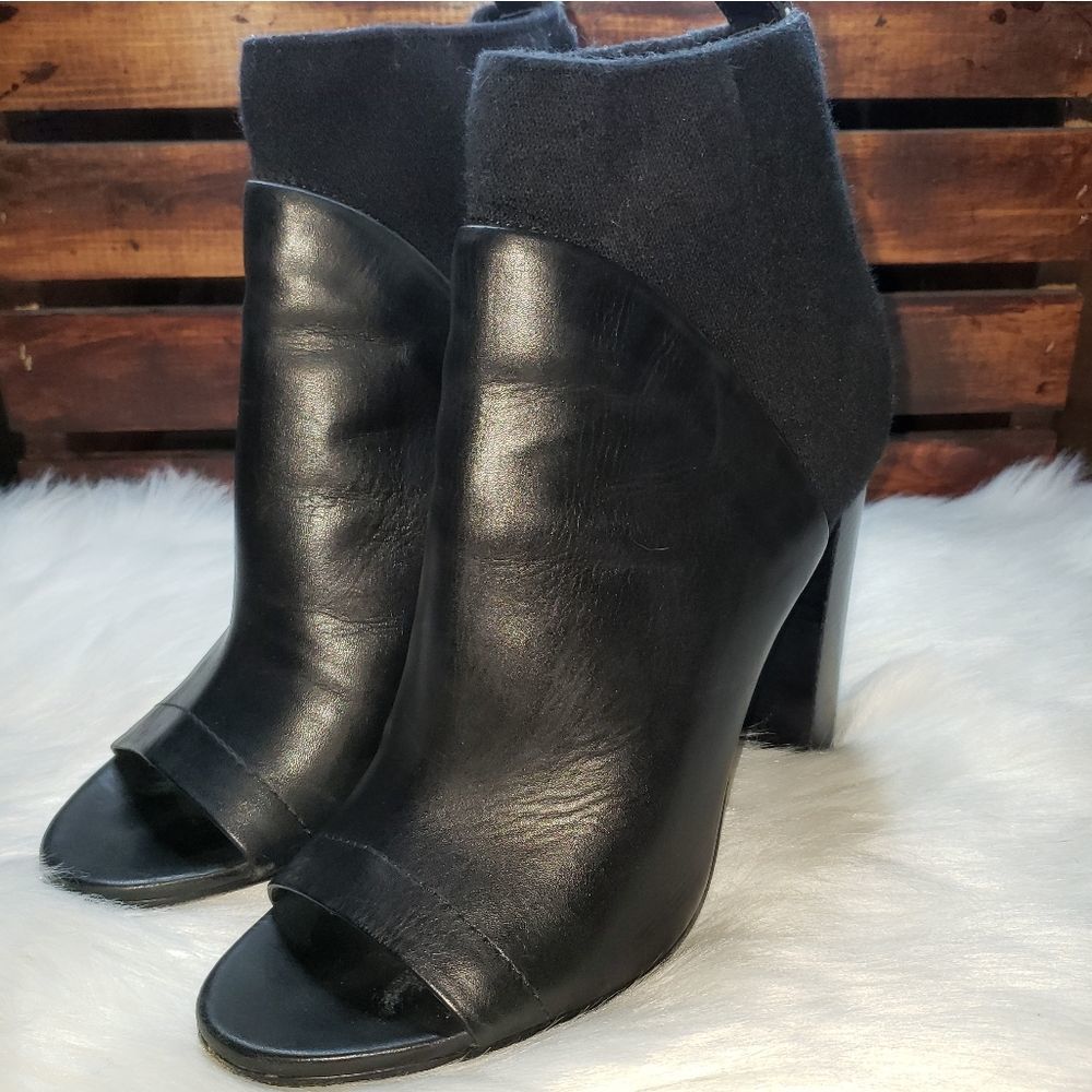 Vince Aren Open Toe Booties - Picture 5 of 10